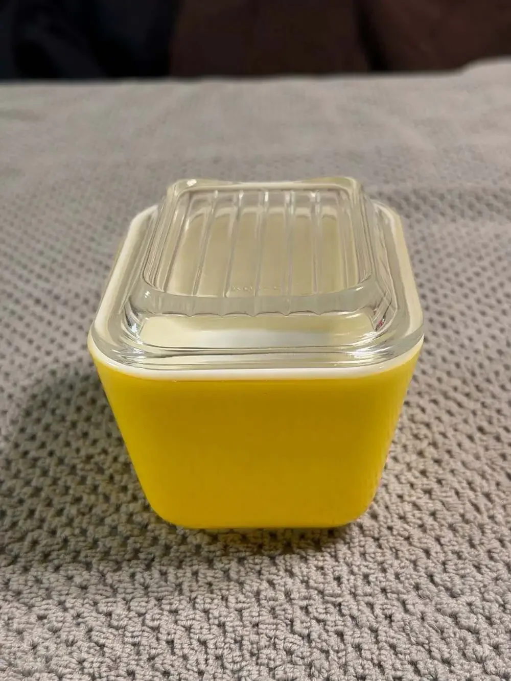 Vintage Pyrex 501 1.5 Cup Refrigerator Dish Set - Yellow, Red, Blue
